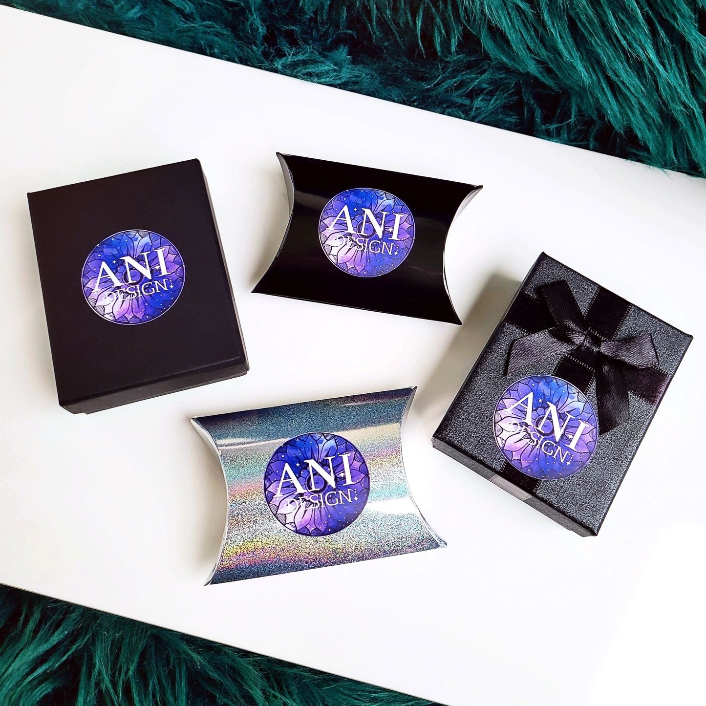 Presentförpackning, svart blank