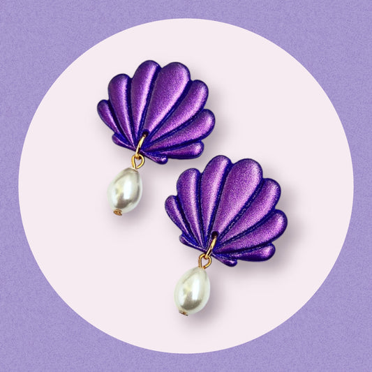 Shiny shells, lila studs