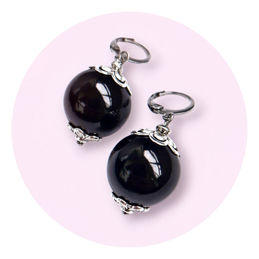 Glossy dots, svarta