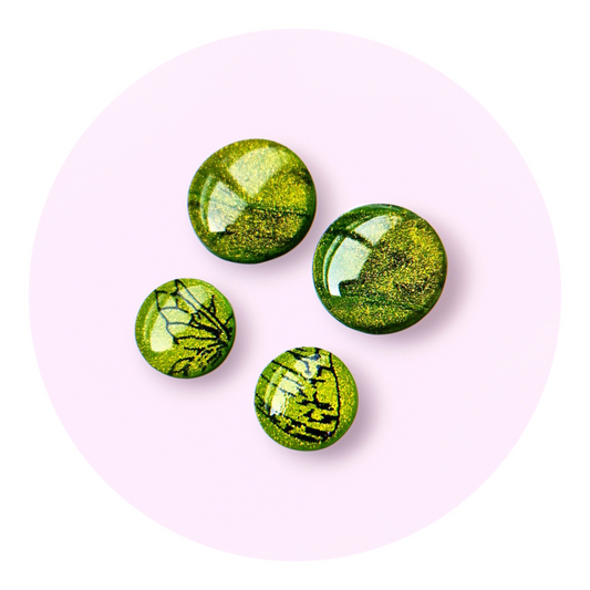 Life is Green (2 par studs)