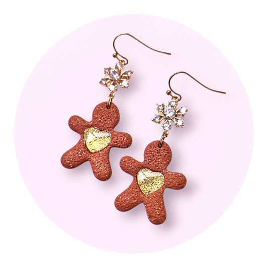 Pepparkaksgubbar med guldhjärtan